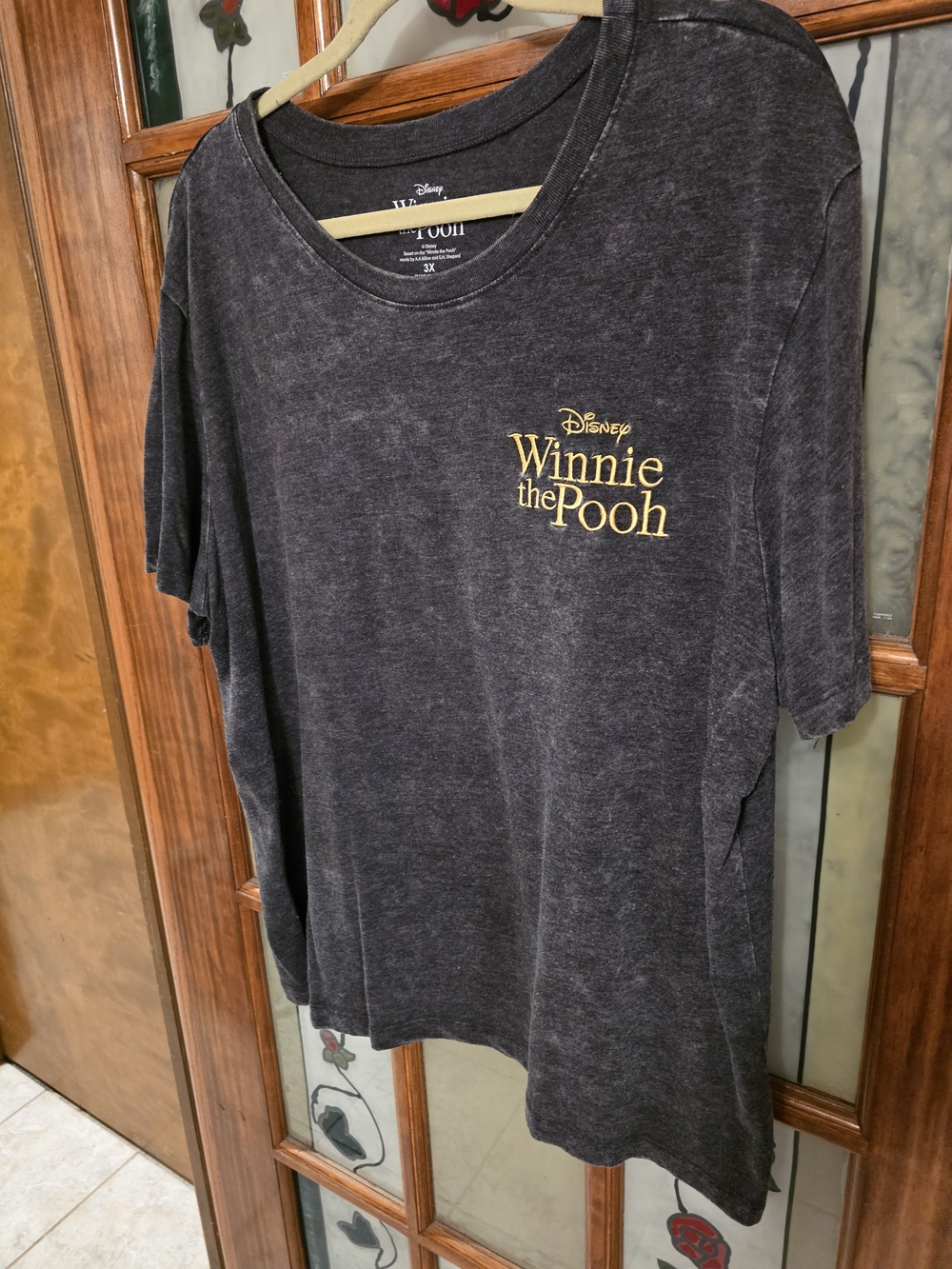 Disney Winnie the Pooh Men's Black Graphic Tee